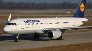 Photo of D-AIUT - Airbus A320-214 operated by Lufthansa