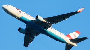 Photo of OE-LAW - Boeing 767-3Z9(ER) operated by Austrian Airlines