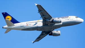 Photo of D-AILU - Airbus A319-114 operated by Lufthansa