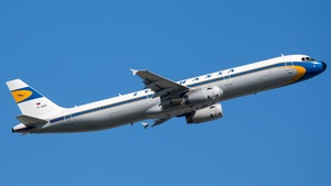 Photo of D-AIDV - Airbus A321-231 operated by Lufthansa