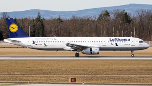 Photo of D-AIRR - Airbus A321-131 operated by Lufthansa