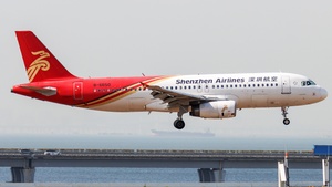 Photo of B-6650 - Airbus A320-232 operated by Shenzhen Airlines