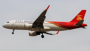 Photo of B-8220 - Airbus A320-214 operated by Shenzhen Airlines