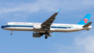 Photo of B-32N5 - Airbus A321-251NX operated by China Southern Airlines