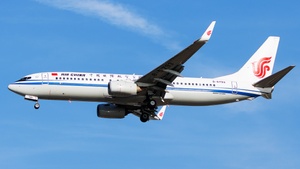 Photo of B-5793 - Boeing 737-89L operated by Air China