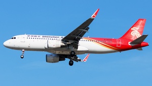 Photo of B-8079 - Airbus A320-214 operated by Shenzhen Airlines