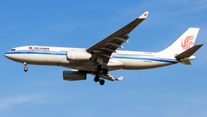 Photo of B-6540 - Airbus A330-243 operated by Air China