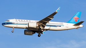 Photo of B-30EZ - Airbus A320-251N operated by China Southern Airlines