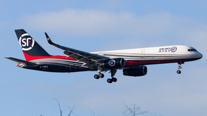 Photo of B-220J - Boeing 757-28A(PCF) operated by SF Airlines