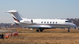 Photo of N757QS - Bombardier Challenger 350 operated by NetJets