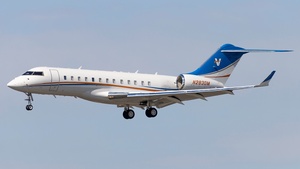 Photo of N283DM - Bombardier Global Express XRS operated by Solairus Aviation