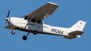 Photo of N53AA - Cessna 172S Skyhawk SP operated by Mustang Sally Aviation