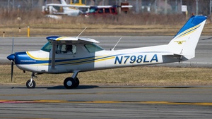 Photo of N798LA - Cessna 152 operated by Long Island Aviators