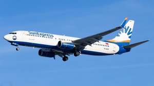 Photo of TC-SOF - Boeing 737-8HC operated by SunExpress