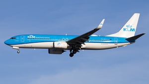 Photo of PH-BCL - Boeing 737-8K2 operated by KLM Royal Dutch Airlines