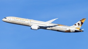 Photo of A6-BMF - Boeing 787-10 Dreamliner operated by Etihad Airways