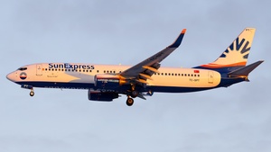 Photo of TC-SPT - Boeing 737-8U3 operated by SunExpress