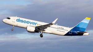 Photo of D-AIWD - Airbus A320-214 operated by Discover Airlines