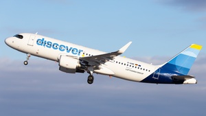Photo of D-AIWE - Airbus A320-214 operated by Discover Airlines