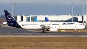 Photo with serial 3360 - Airbus A321-231