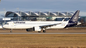Photo of D-AIEE - Airbus A321-271NX operated by Lufthansa