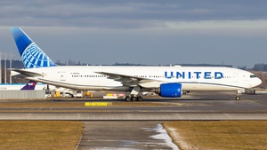 Photo of N787UA - Boeing 777-222(ER) operated by United Airlines