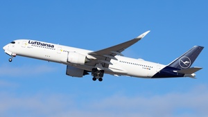Photo of D-AIVD - Airbus A350-941 operated by Lufthansa