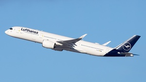 Photo of D-AIVB - Airbus A350-941 operated by Lufthansa