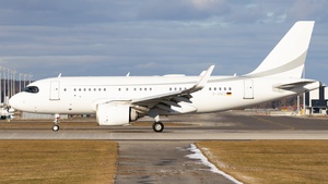 Photo of D-ANEO - Airbus A319-153N(CJ) operated by K5 Aviation