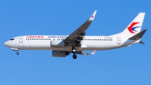 Photo of B-5472 - Boeing 737-89P operated by China Eastern Airlines