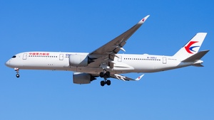 Photo of B-32DJ - Airbus A350-941 operated by China Eastern Airlines