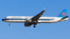Photo of B-301U - Airbus A321-271N operated by China Southern Airlines