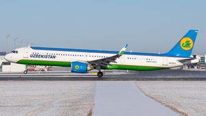 Photo with serial 10676 - Airbus A321-253NX