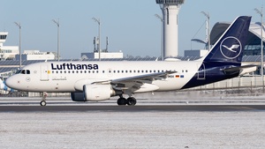 Photo of D-AIBK - Airbus A319-112 operated by Lufthansa CityLine