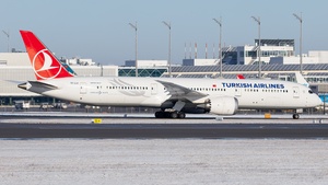 Photo of TC-LLH - Boeing 787-9 Dreamliner operated by Turkish Airlines