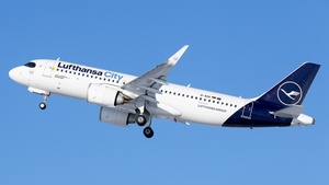 Photo of D-AIIA - Airbus A320-251N operated by Lufthansa City Airlines