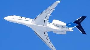 Photo of 9H-VEGA - Bombardier Global 6000 operated by Hyperion Aviation