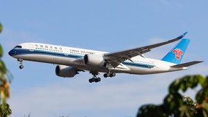 Photo of B-320S - Airbus A350-941 operated by China Southern Airlines