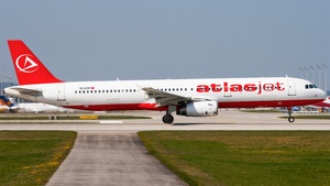 Photo of TC-ETF - Airbus A321-231 operated by Atlasjet