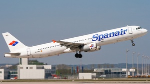 Photo of EC-HRG - Airbus A321-231 operated by Spanair