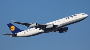 Photo of D-AIGL - Airbus A340-313 operated by Lufthansa