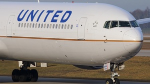 Photo of N77066 - Boeing 767-424(ER) operated by United Airlines
