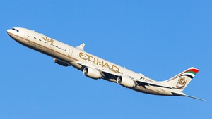 Photo of A6-EHE - Airbus A340-642 operated by Etihad Airways