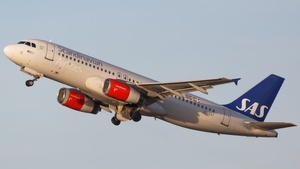 Photo of OY-KAT - Airbus A320-232 operated by SAS Scandinavian Airlines