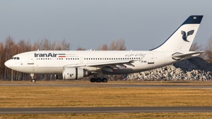 Photo of EP-IBK - Airbus A310-304 operated by Iran Air