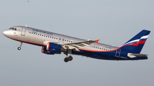 Photo of VP-BRX - Airbus A320-214 operated by Aeroflot