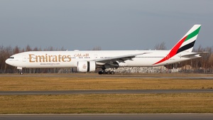 Photo of A6-EGJ - Boeing 777-31H(ER) operated by Emirates