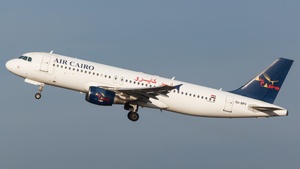 Photo of SU-BPV - Airbus A320-214 operated by Air Cairo