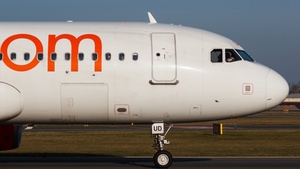 Photo of G-EZUD - Airbus A320-214 operated by easyJet
