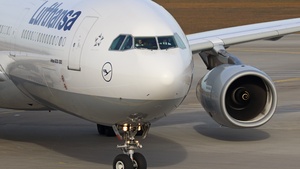 Photo of D-AIKQ - Airbus A330-343 operated by Lufthansa
